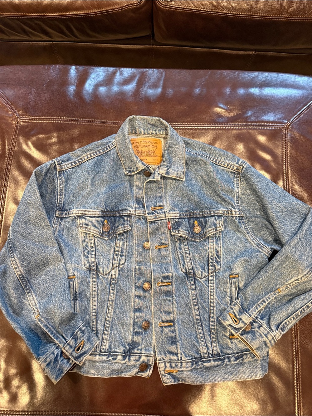 *Vintage Levi’s denim jacket (kids size 12/14- fits like women’s small)